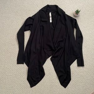 Lululemon zen wrap 4 NWOT